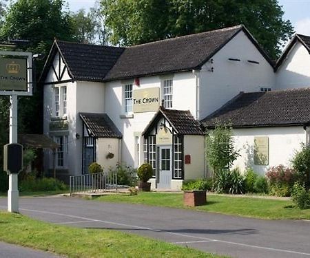 The Crown At Broad Hinton Hotel Exterior photo