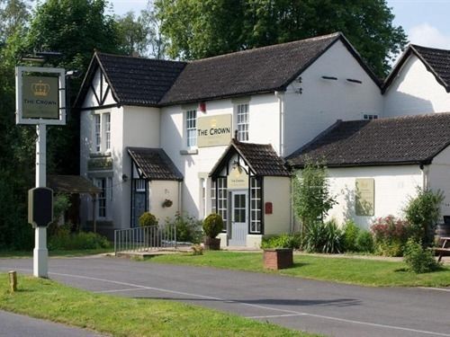 The Crown At Broad Hinton Hotel Exterior photo