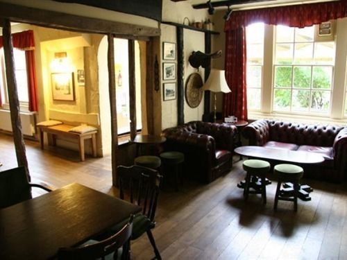 The Crown At Broad Hinton Hotel Exterior photo